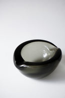 ガラスアッシュトレイ<br>cerote antiques - ヴィンテージ SHARK ATTACK