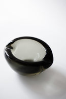 ガラスアッシュトレイ<br>cerote antiques - ヴィンテージ SHARK ATTACK