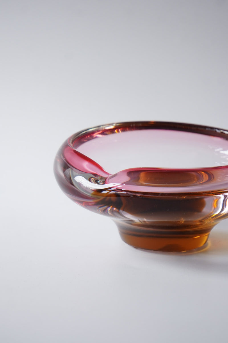 ガラスアッシュトレイ<br>cerote antiques - ヴィンテージ SHARK ATTACK