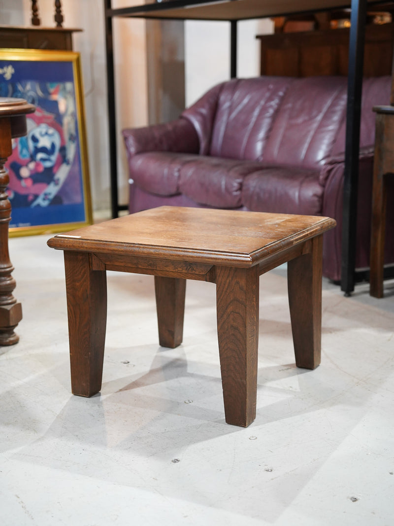 ウッドサイドテーブル <br> 大和店 - ヴィンテージ SHARK ATTACK