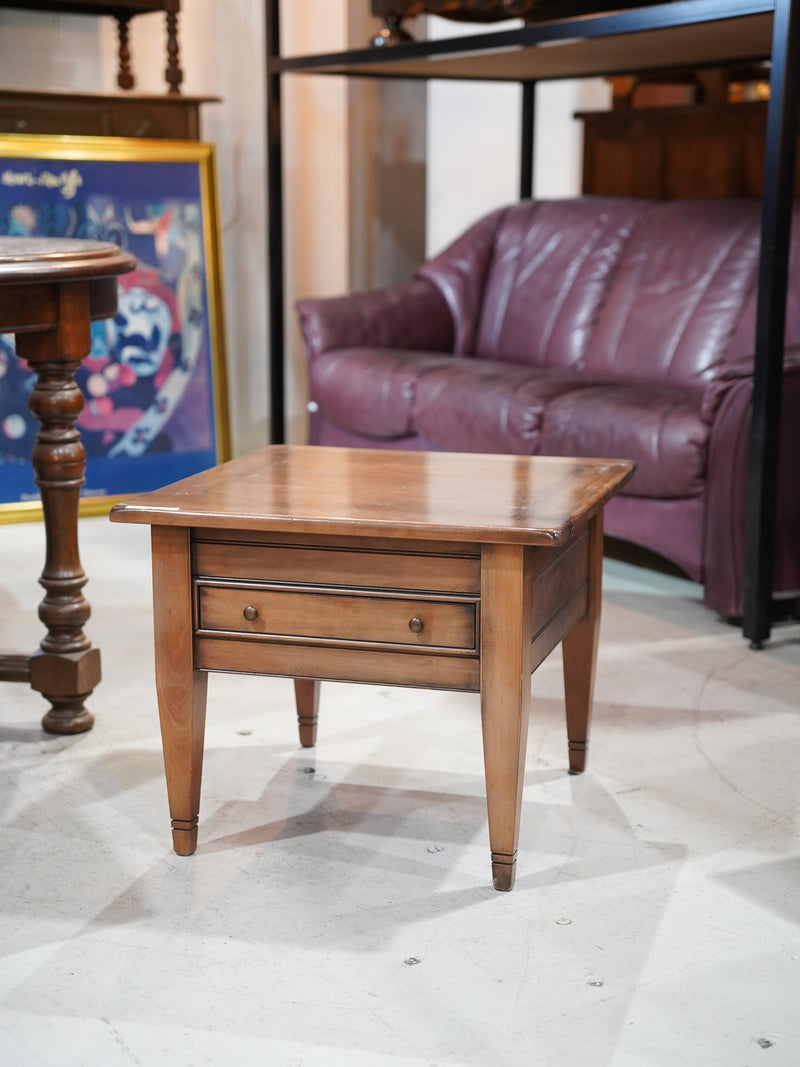 ウッドサイドテーブル<br> 大和店 - ヴィンテージ SHARK ATTACK