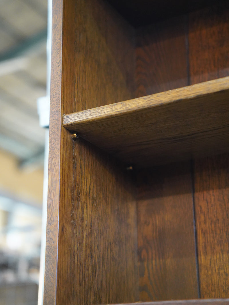 ウッドハイバックキャビネット<br> 大和店 - ヴィンテージ SHARK ATTACK