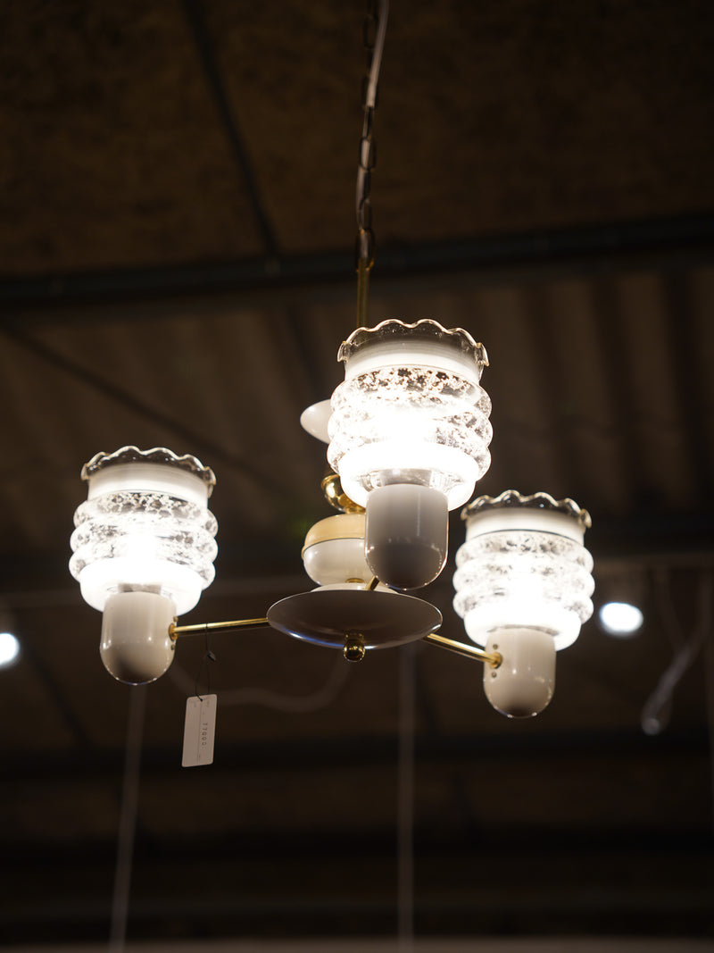 LUSTY K.P. KAMENICKY SENOV <br>3灯 デザインガラス シャンデリア <br>1960's-1970's , Czechoslovakia <br>大和店 - ヴィンテージ SHARK ATTACK