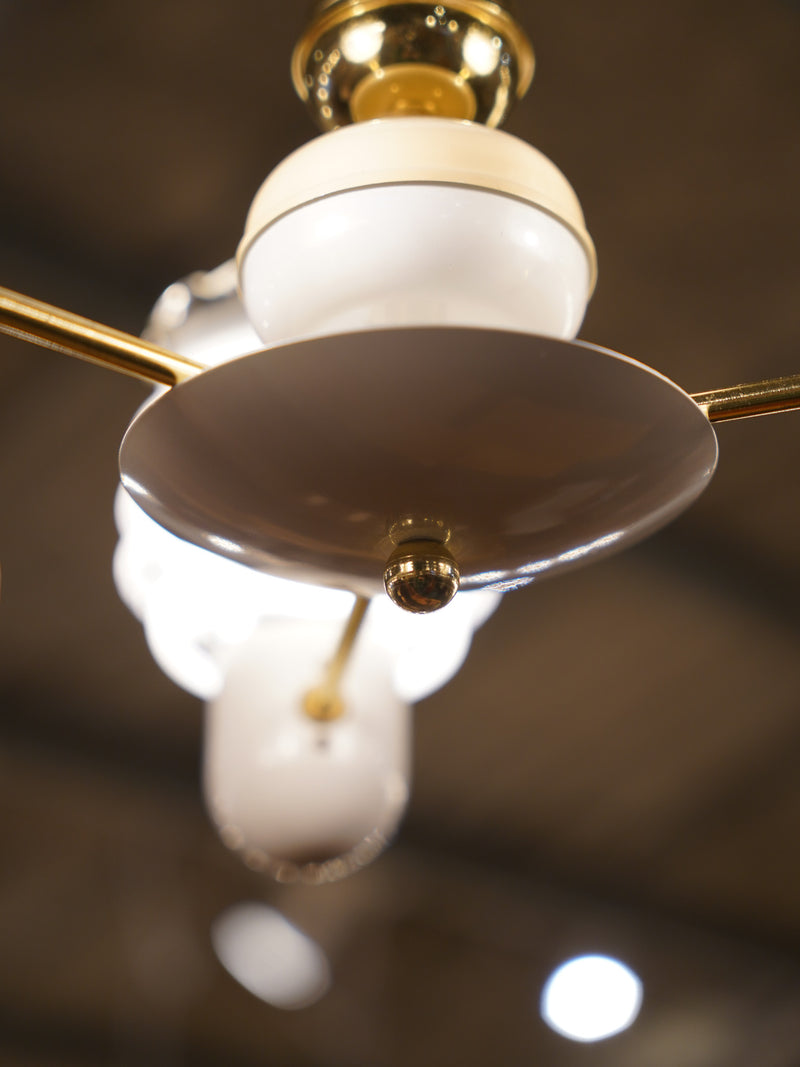 LUSTY K.P. KAMENICKY SENOV <br>3灯 デザインガラス シャンデリア <br>1960's-1970's , Czechoslovakia <br>大和店 - ヴィンテージ SHARK ATTACK