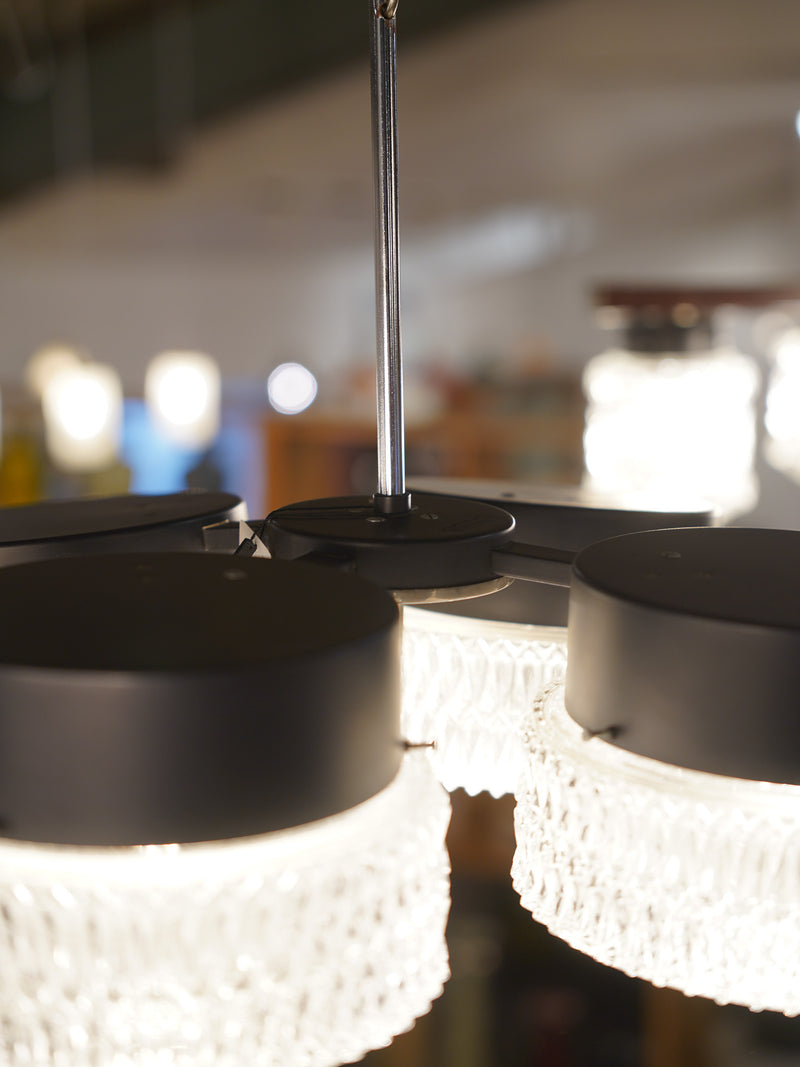 4灯シャンデリア <br>1960's-1970's , Czechoslovakia <br>大和店 - ヴィンテージ SHARK ATTACK