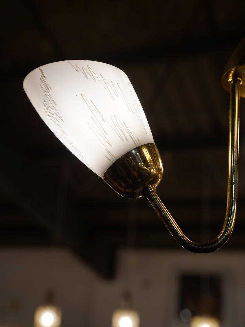 3灯 ガラス シャンデリア <br>大和店 - ヴィンテージ SHARK ATTACK