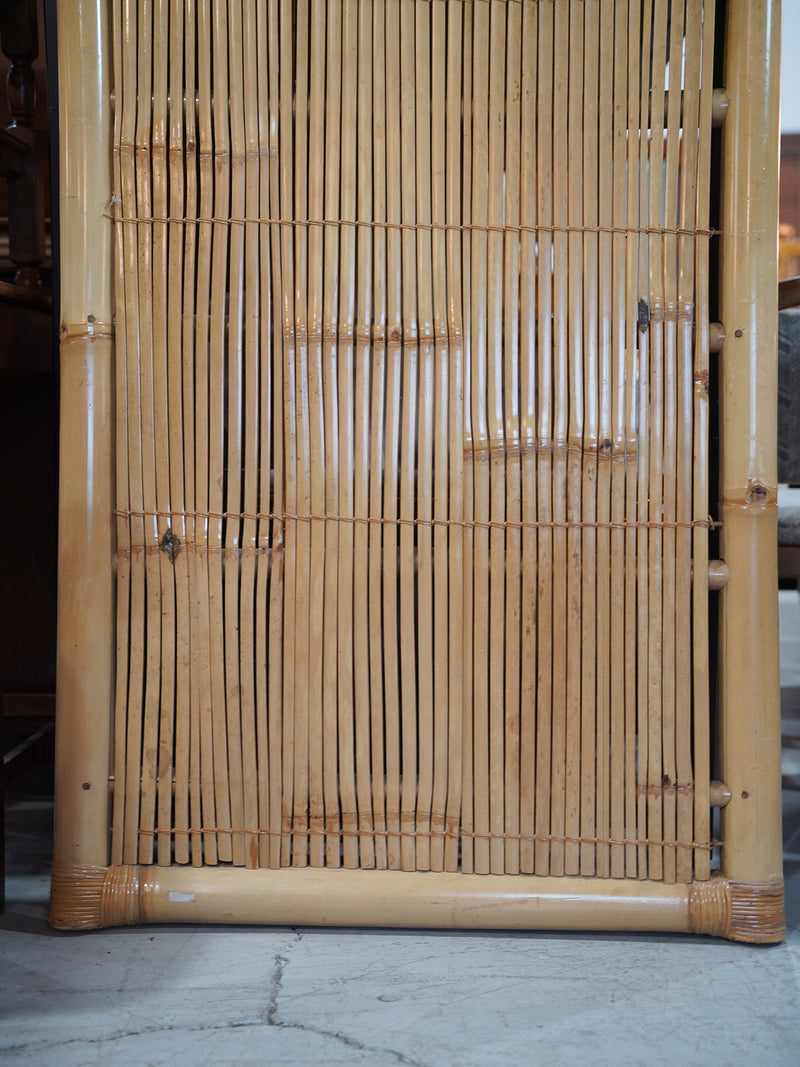 バンブーパーテーション<br> 大和店 - ヴィンテージ SHARK ATTACK