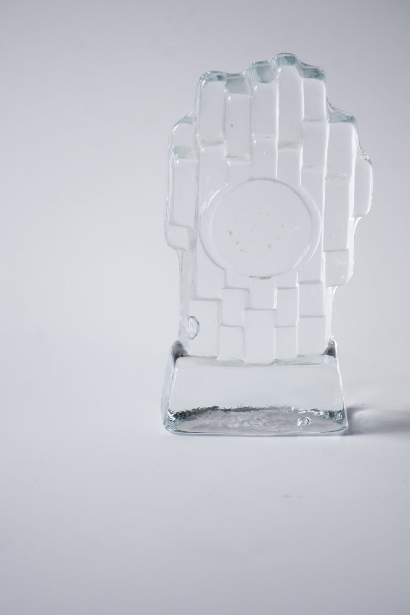 Lundgrens Gräfsnäs AB社<br>ガラス フィストオブジェ<br>Sweden<br>cerote antiques - ヴィンテージ SHARK ATTACK