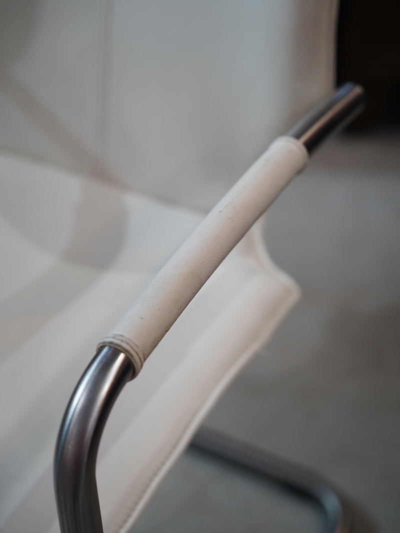 カンチレバーチェア<br> 大和店 - ヴィンテージ SHARK ATTACK