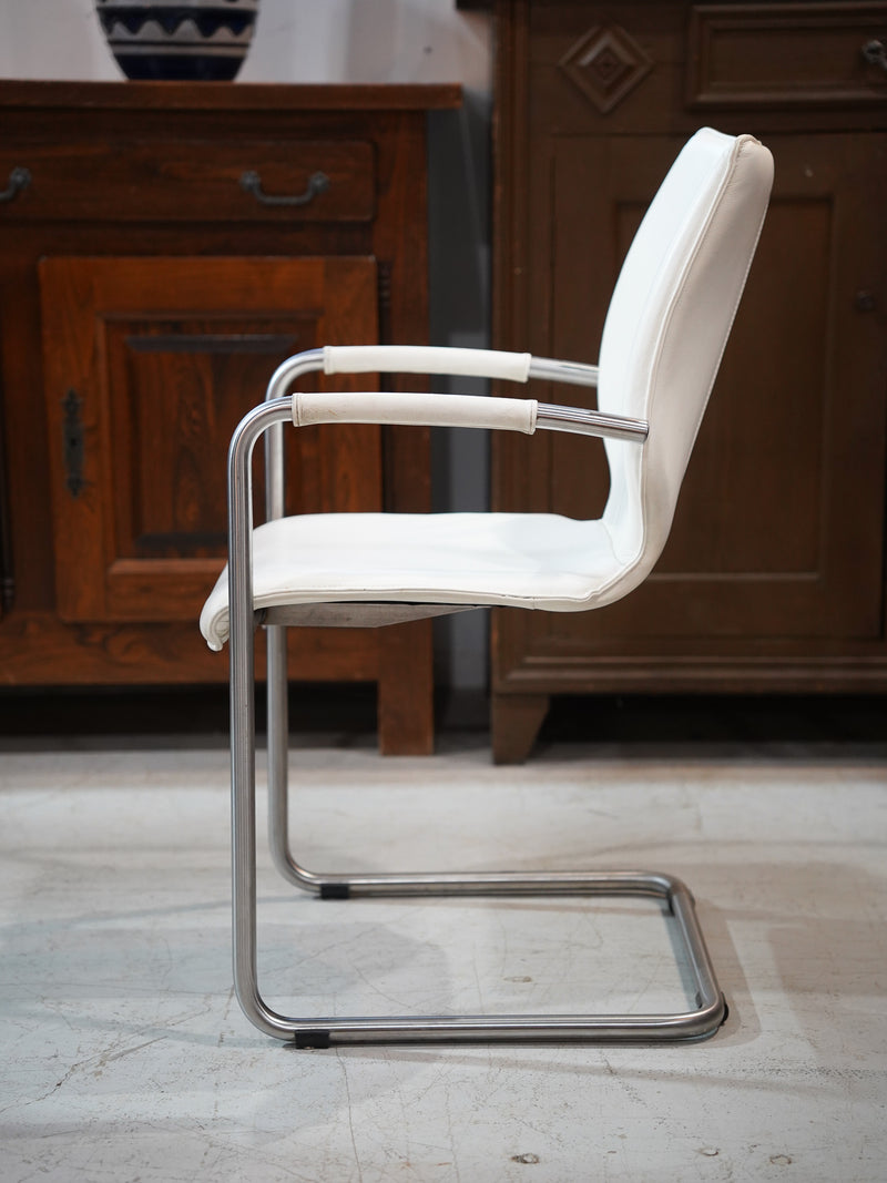 カンチレバーチェア<br> 大和店 - ヴィンテージ SHARK ATTACK