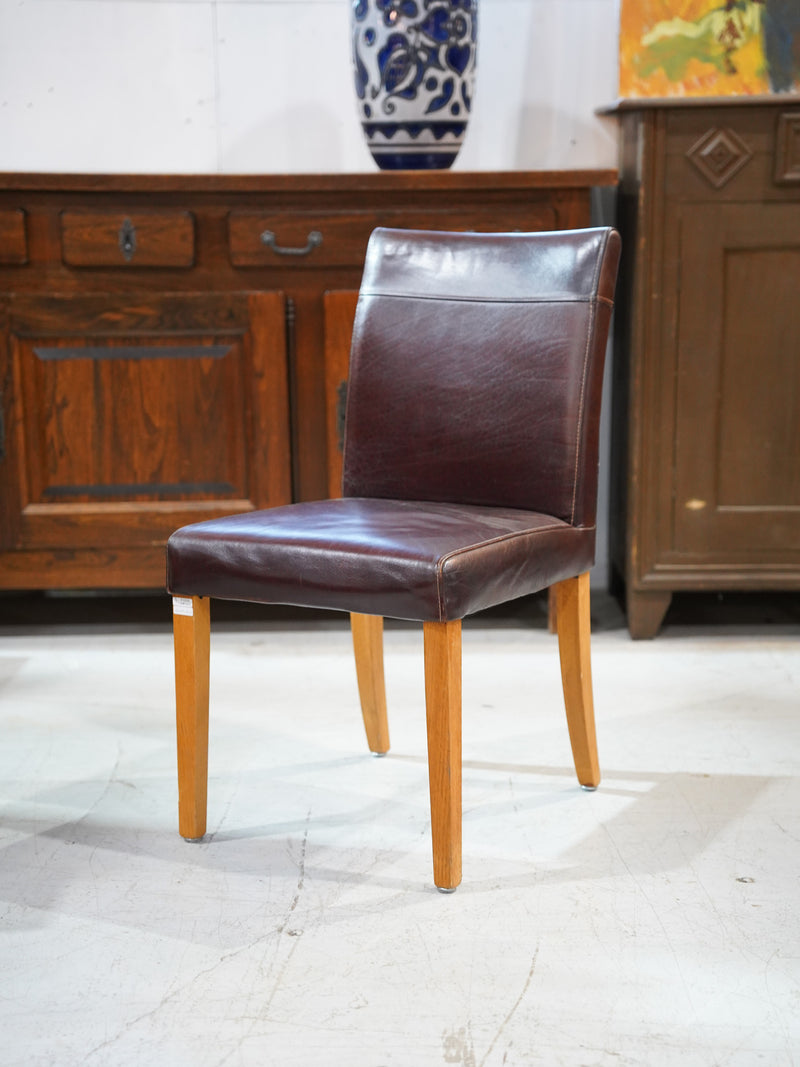 レザーダイニングチェア <br> 大和店 - ヴィンテージ SHARK ATTACK