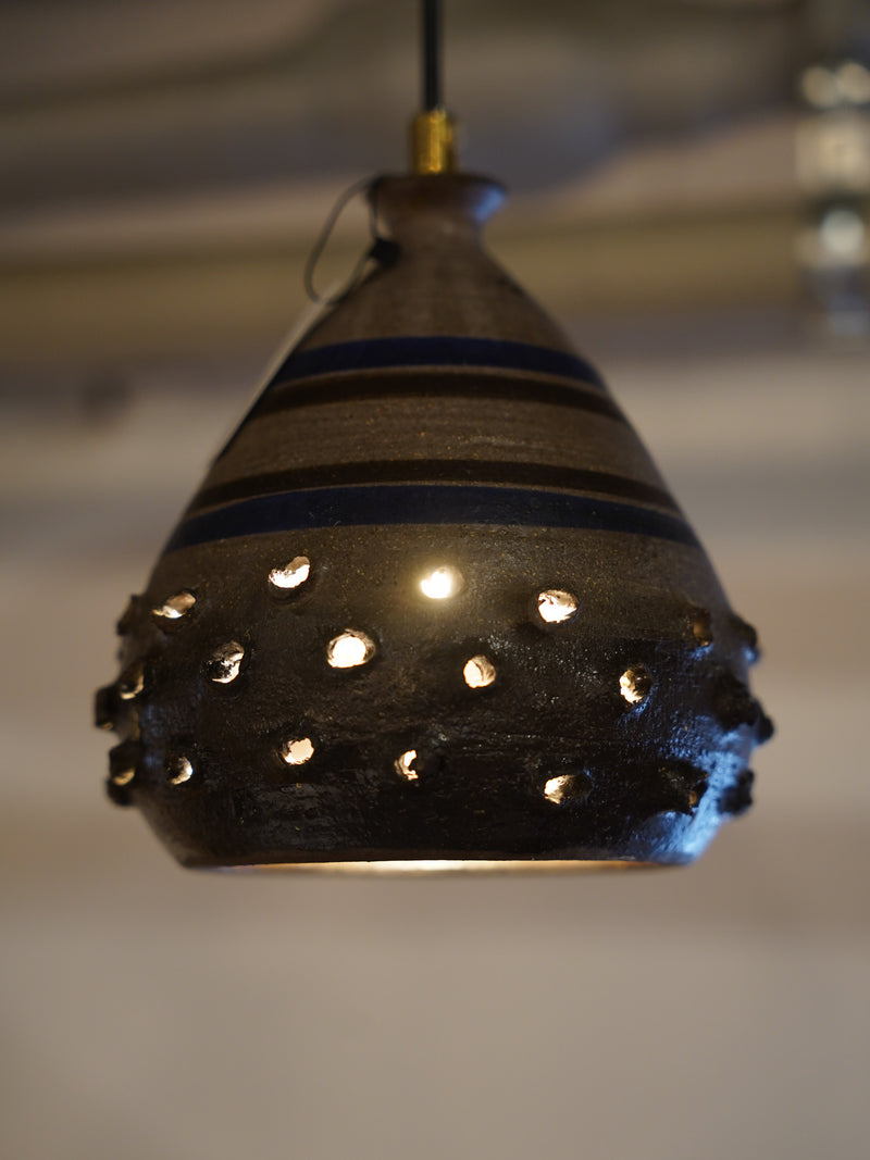 ペンダントライト <br> 大和店 - ヴィンテージ SHARK ATTACK