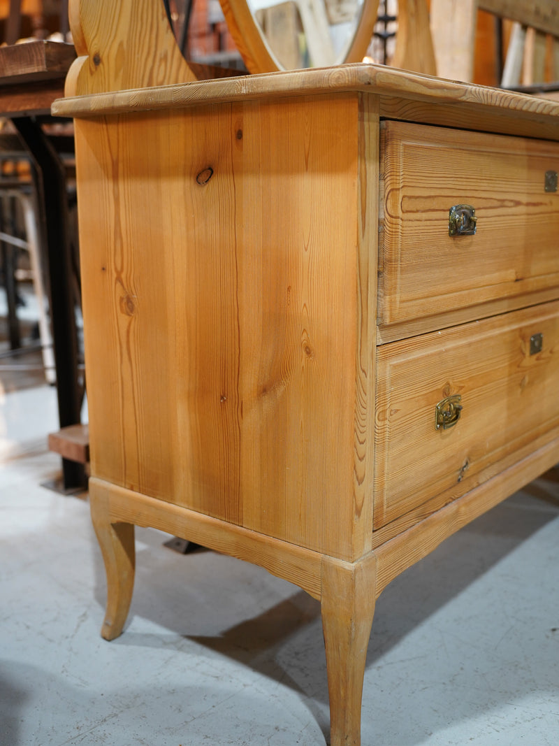 パインウッド ドレッサー/<br> 大和店 - ヴィンテージ SHARK ATTACK