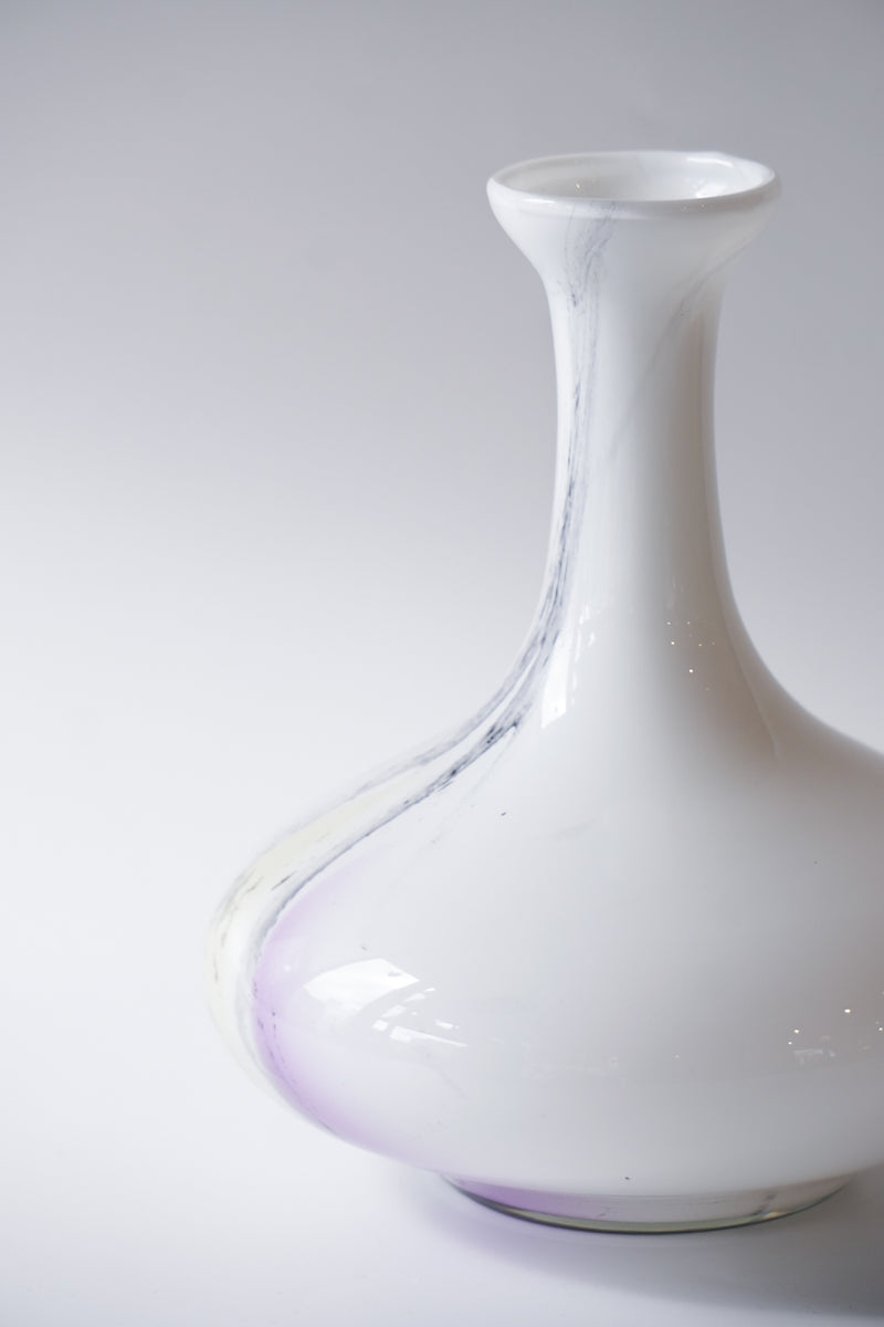 ドイツ ガラスフラワーベース<br>ヴィンテージ <br>cerote antiques - ヴィンテージ SHARK ATTACK