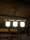 3灯カッティングガラス シャンデリア <br>CzechSlovakia <br>大和店 - ヴィンテージ SHARK ATTACK