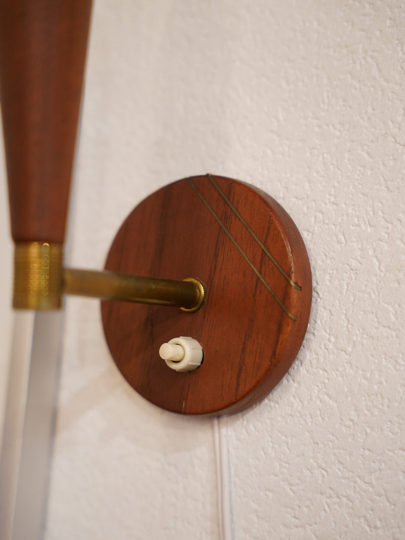 ウォールランプ <br>1960's , Denmark <br>bob's box - ヴィンテージ SHARK ATTACK