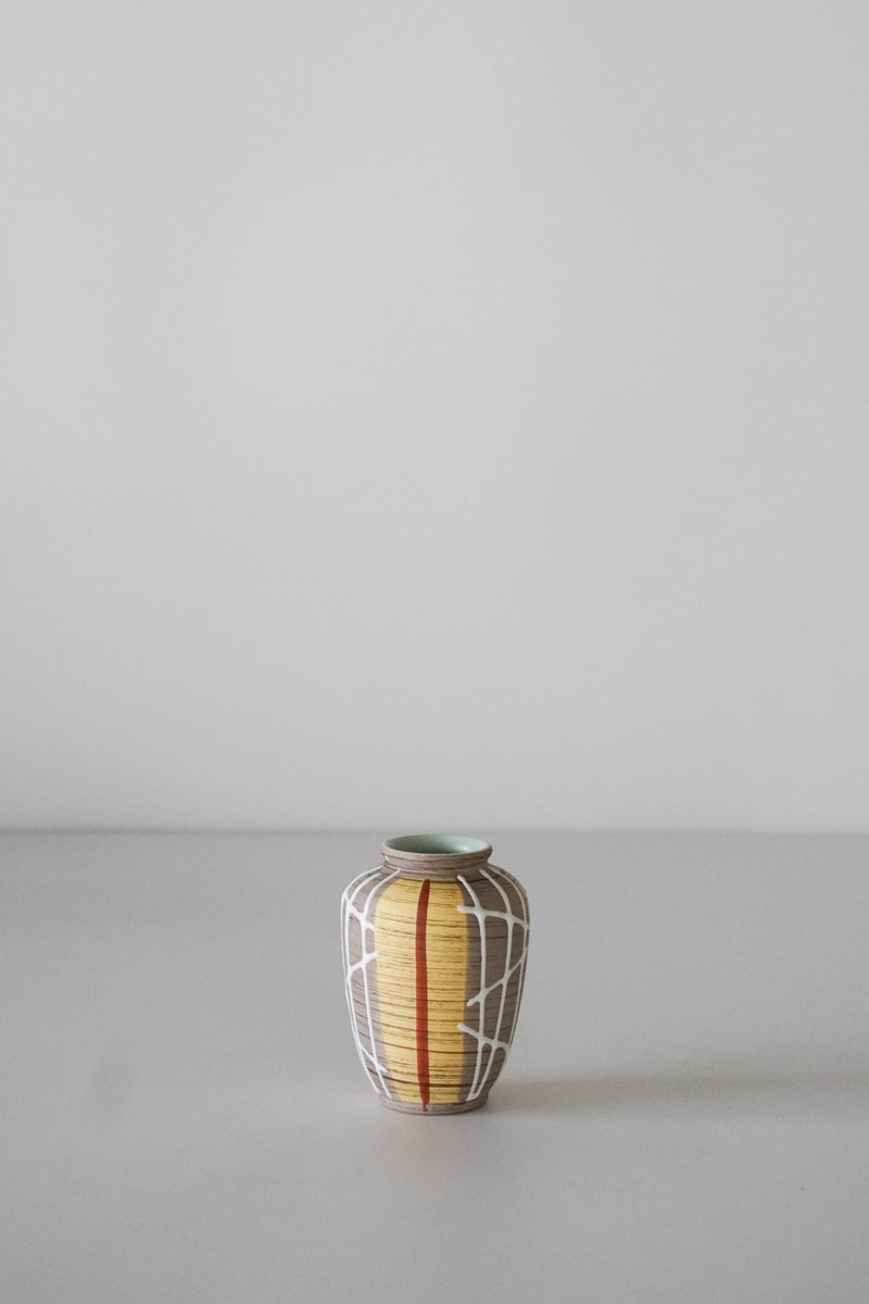 Fat Lava <br>セラミック フラワーベース <br>bob's box - ヴィンテージ SHARK ATTACK