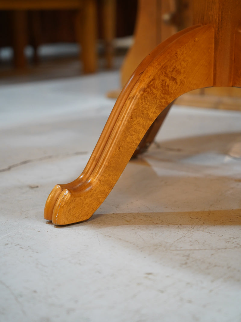 ウッドラウンドテーブル<br> 大和店 - ヴィンテージ SHARK ATTACK