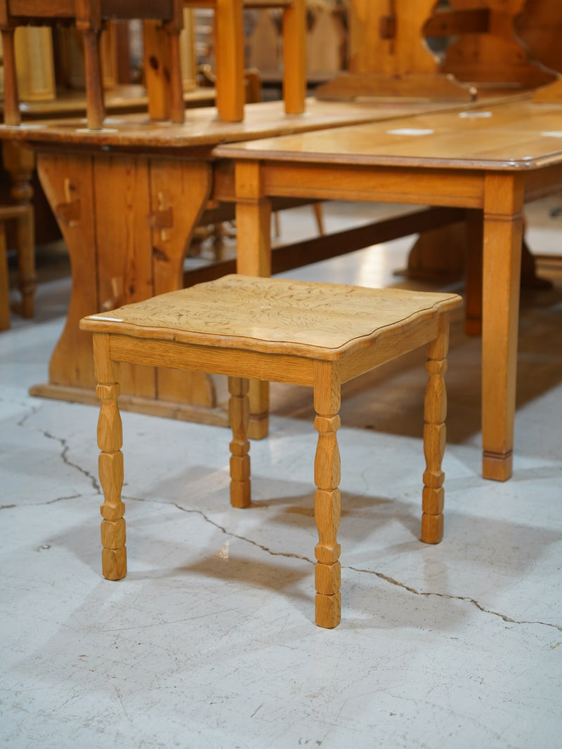 EJSØ MØBLER A/S <br>オークウッド サイドテーブル <br>大和店 - ヴィンテージ SHARK ATTACK