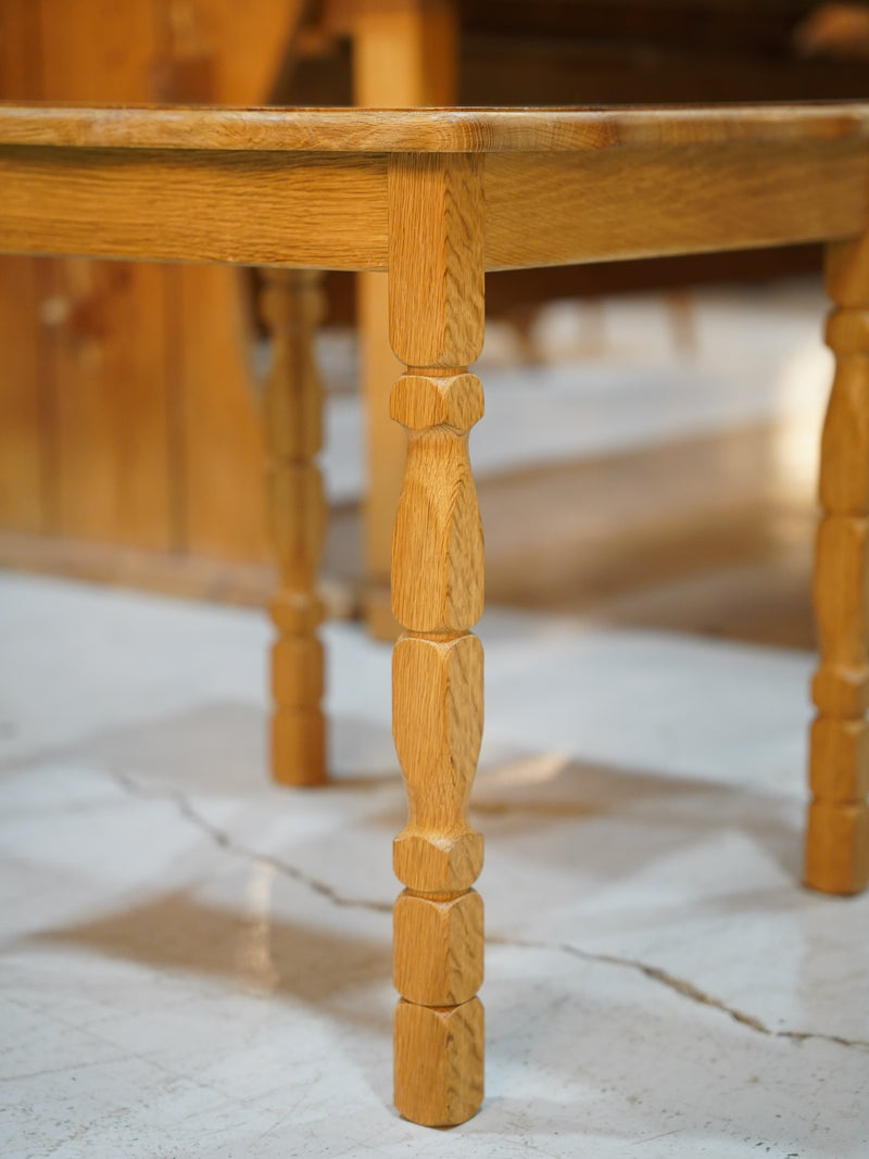 EJSØ MØBLER A/S <br>オークウッド サイドテーブル <br>大和店 - ヴィンテージ SHARK ATTACK