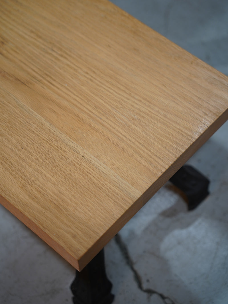 アイアンレッグサイドテーブル<br> 大和店 - ヴィンテージ SHARK ATTACK