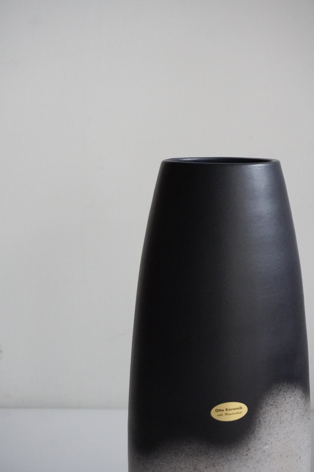 Otto Keramik <br>Vase 2724 <br>Otto Keramik Tokyo・大阪店 - ヴィンテージ SHARK ATTACK