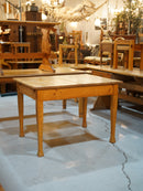 ダイニングテーブル<br> 大和店 - ヴィンテージ SHARK ATTACK