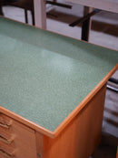 ウッドデスク<br> 大和店 - ヴィンテージ SHARK ATTACK