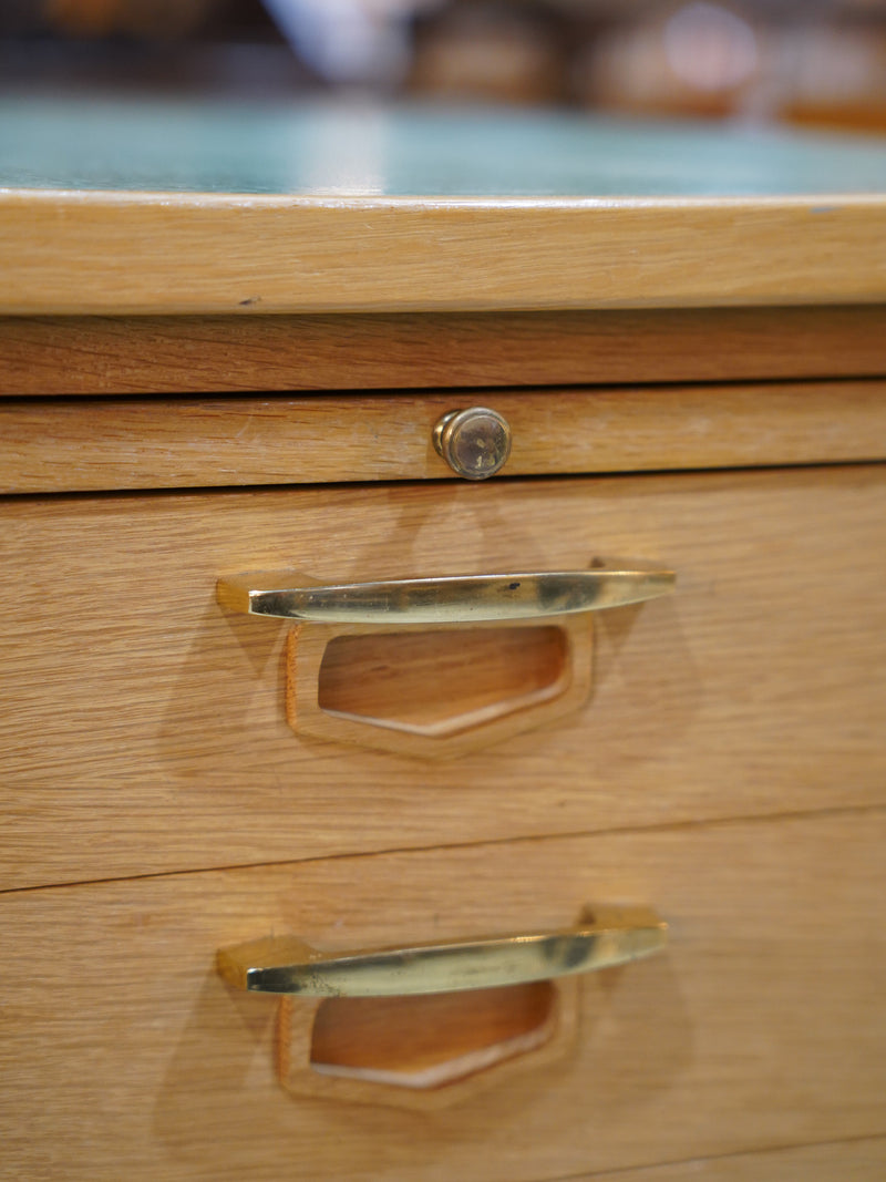 ウッドデスク<br> 大和店 - ヴィンテージ SHARK ATTACK