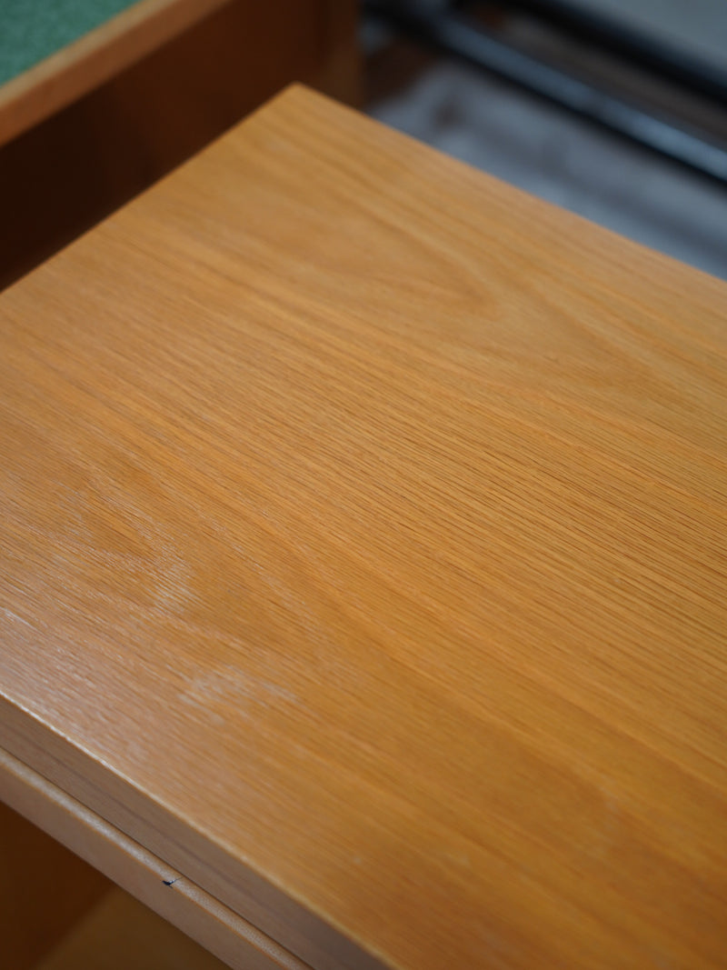 ウッド サイドボード<br> 大和店 - ヴィンテージ SHARK ATTACK