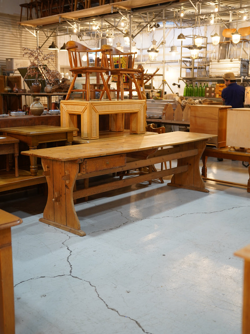 ウッドドロワーテーブル <br> 大和店 - ヴィンテージ SHARK ATTACK