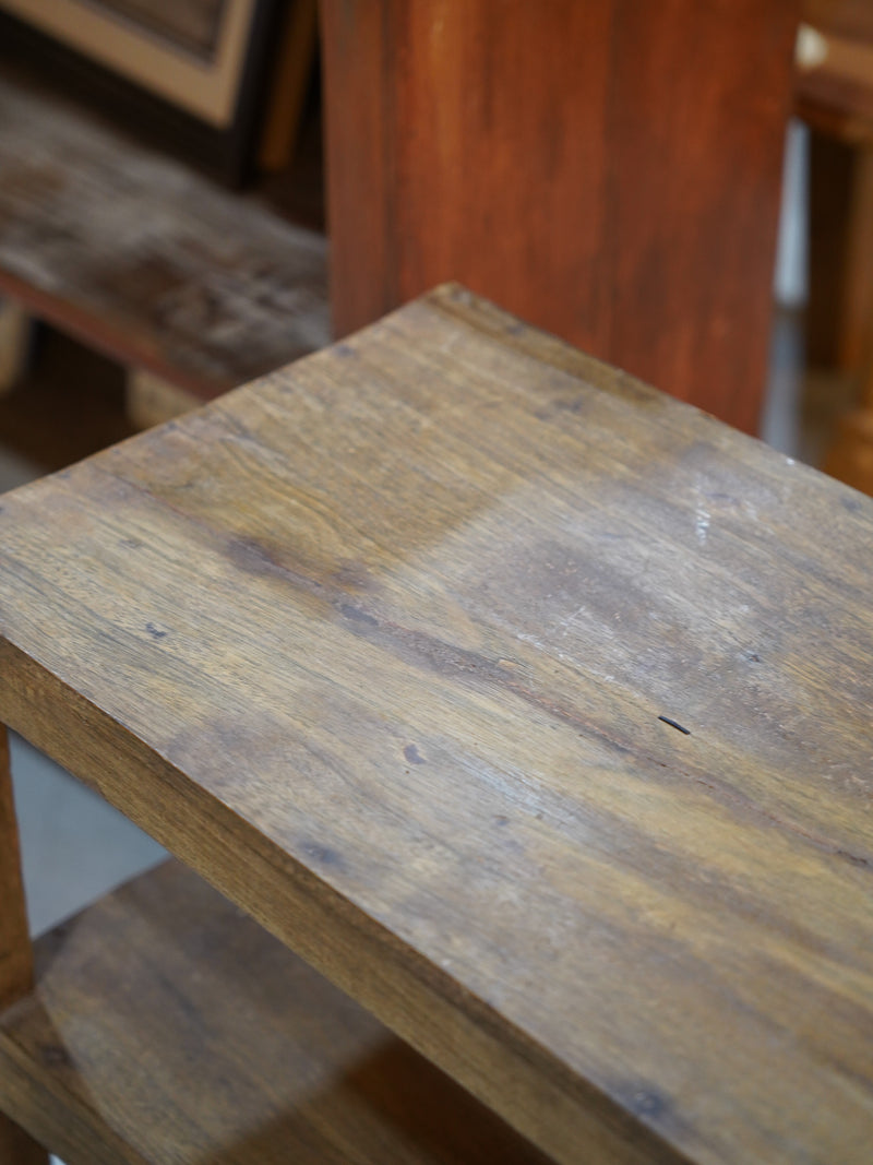 チークウッドオープンシェルフ<br> 大和店 - ヴィンテージ SHARK ATTACK