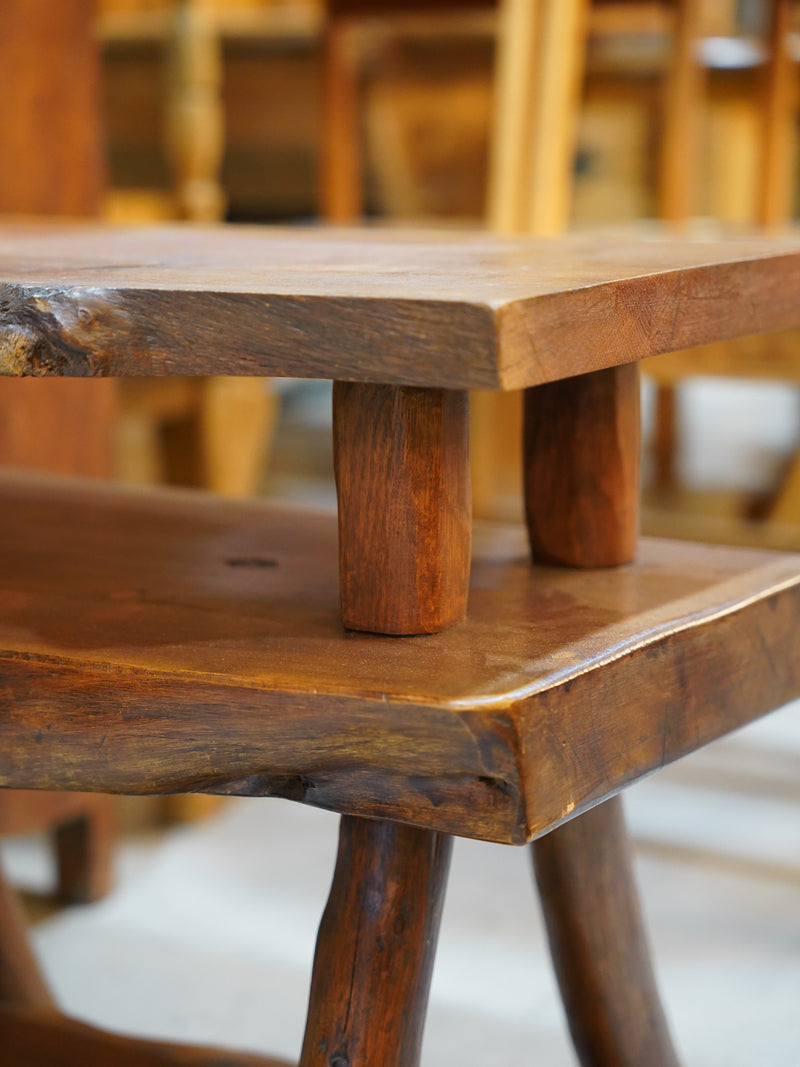 オークウッドサイドテーブル<br> 大和店 - ヴィンテージ SHARK ATTACK