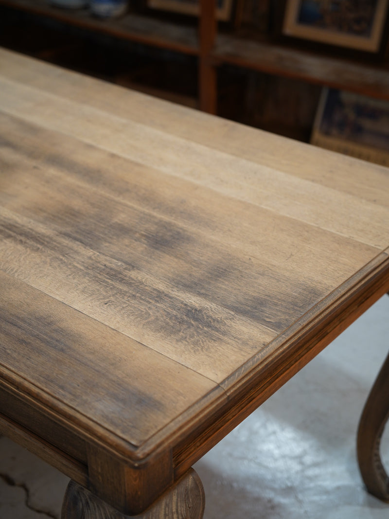 オークウッド ダイニングテーブル<br> 大和店 - ヴィンテージ SHARK ATTACK