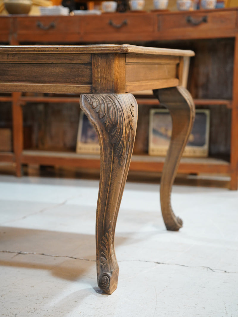 オークウッド ダイニングテーブル<br> 大和店 - ヴィンテージ SHARK ATTACK