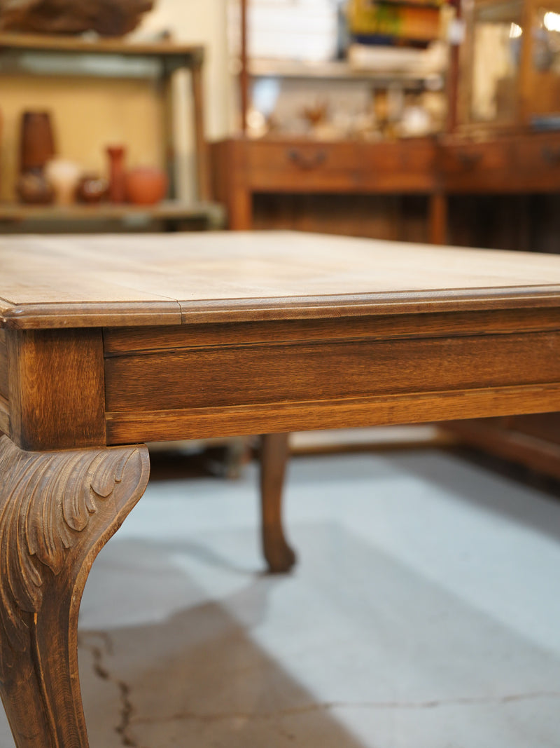 オークウッド ダイニングテーブル<br> 大和店 - ヴィンテージ SHARK ATTACK