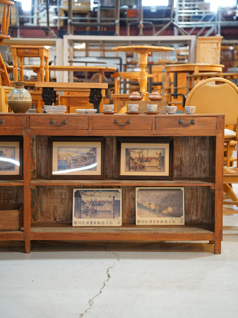 チークウッド カウンター<br> 大和店 - ヴィンテージ SHARK ATTACK