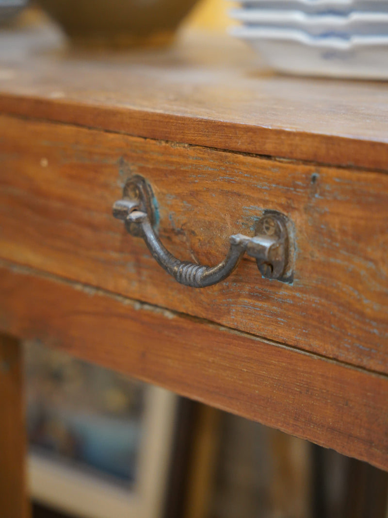 チークウッド カウンター<br> 大和店 - ヴィンテージ SHARK ATTACK