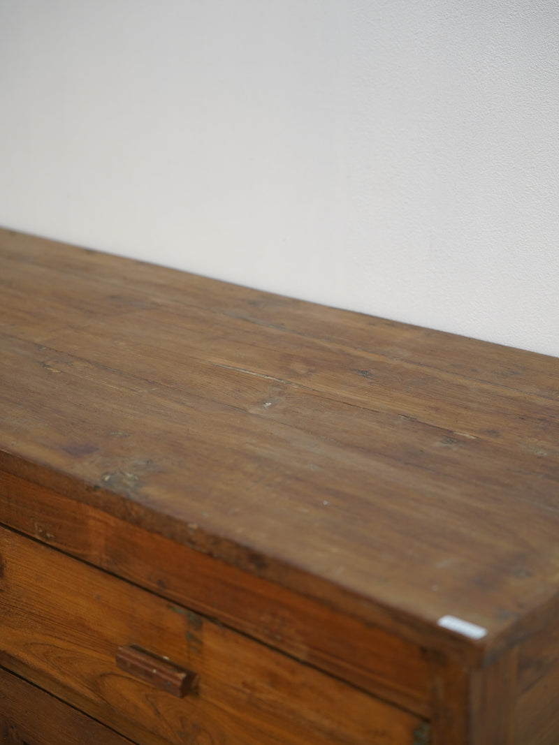 チークウッドサイドボード <br> 大和店 - ヴィンテージ SHARK ATTACK