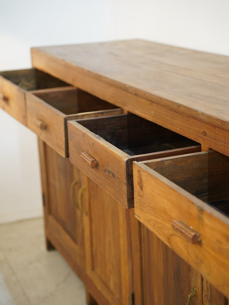 チークウッドサイドボード <br> 大和店 - ヴィンテージ SHARK ATTACK