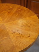 ウッドラウンドテーブル <br> 大和店 - ヴィンテージ SHARK ATTACK