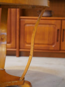 ウッドラウンドテーブル <br> 大和店 - ヴィンテージ SHARK ATTACK