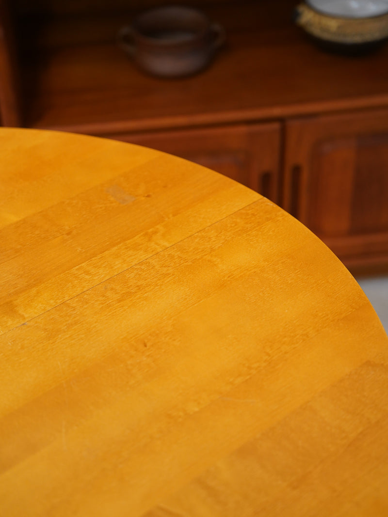 ウッドダイニングテーブル <br>大阪店 - ヴィンテージ SHARK ATTACK