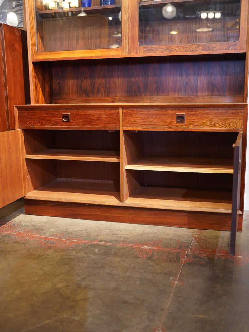 キャビネット/カップボード<br> 大和店 - ヴィンテージ SHARK ATTACK