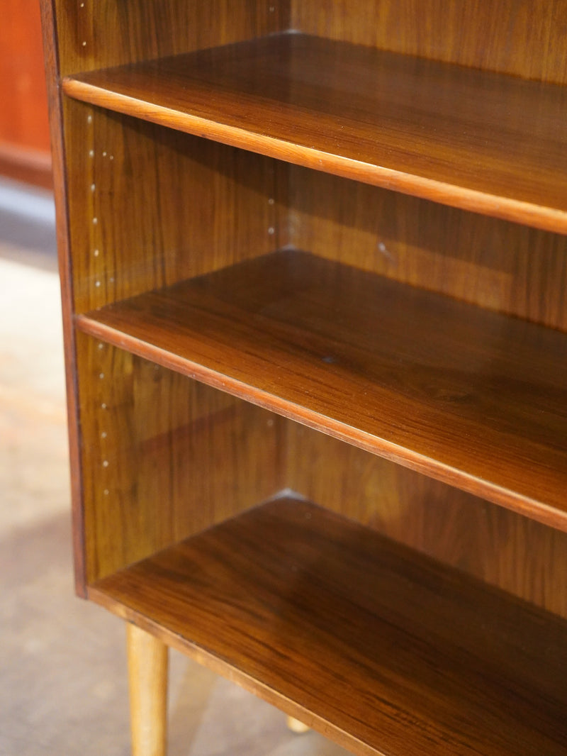 チークウッド オープンシェルフ <br> 大和店 - ヴィンテージ SHARK ATTACK