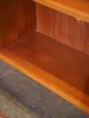 チークウッド ブックシェルフ <br> 大和店 - ヴィンテージ SHARK ATTACK