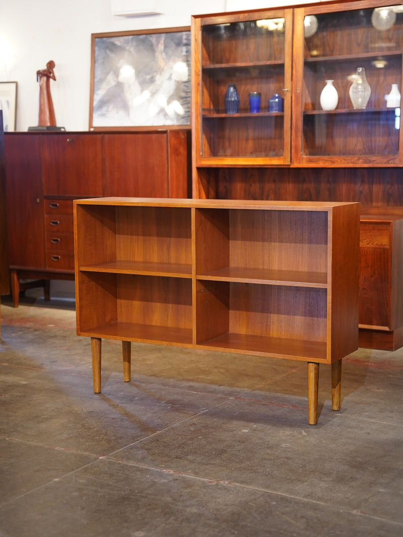 チークウッド オープンシェルフ <br>TAMAGAWA BASE - ヴィンテージ SHARK ATTACK