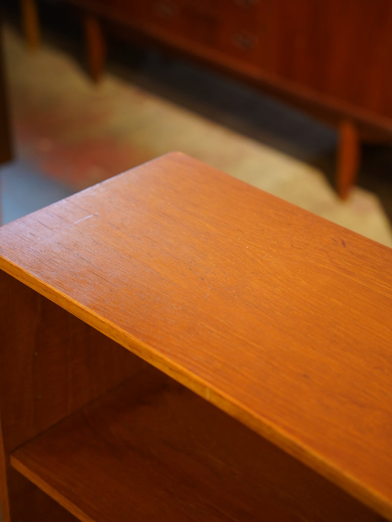 チークウッド オープンシェルフ <br>TAMAGAWA BASE - ヴィンテージ SHARK ATTACK