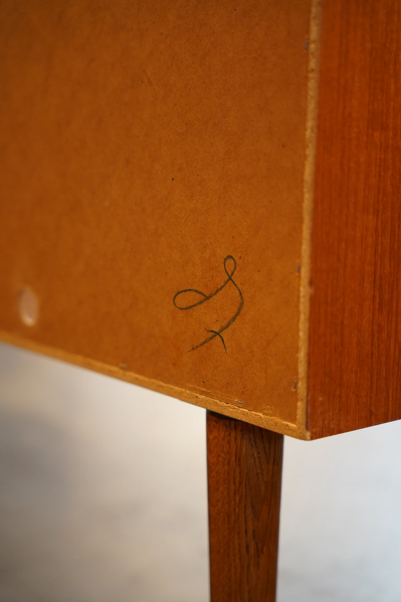 チークウッド オープンシェルフ<br> 大和店 - ヴィンテージ SHARK ATTACK