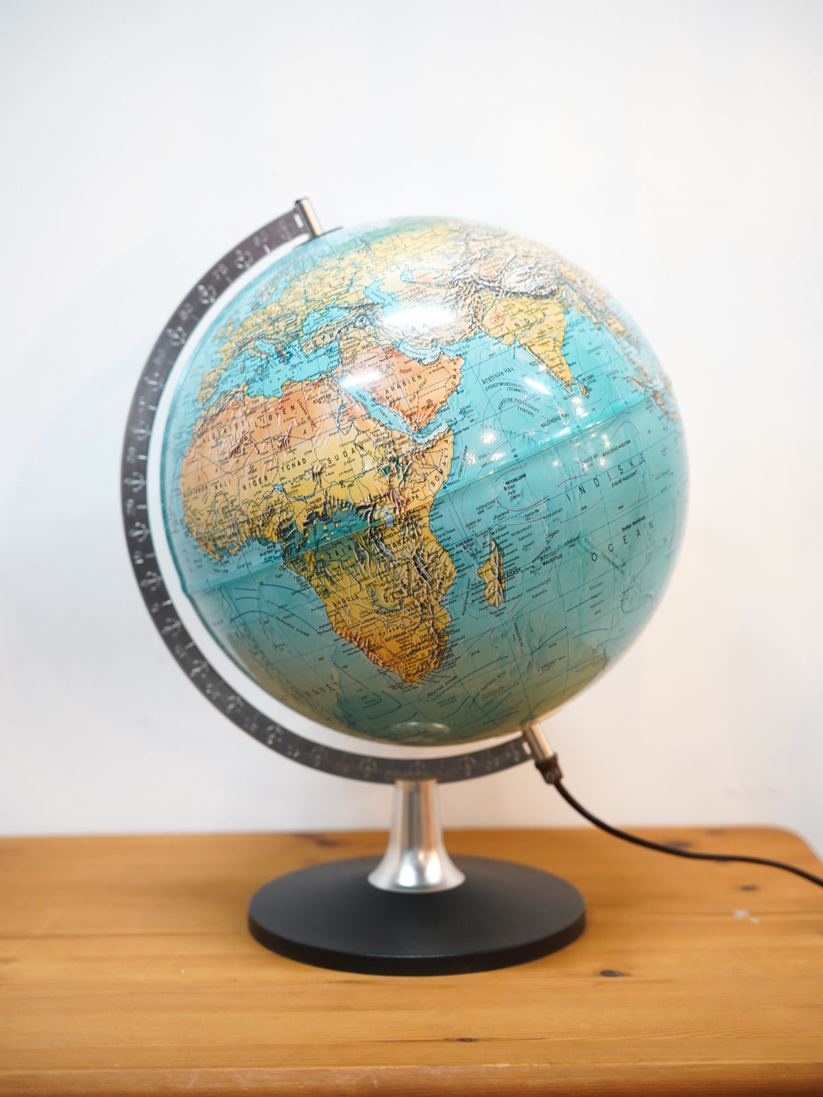 Scan-Globe A/S - Denmark - グローブランプ